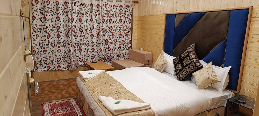Пахалгам: Hotel Pahalgam View