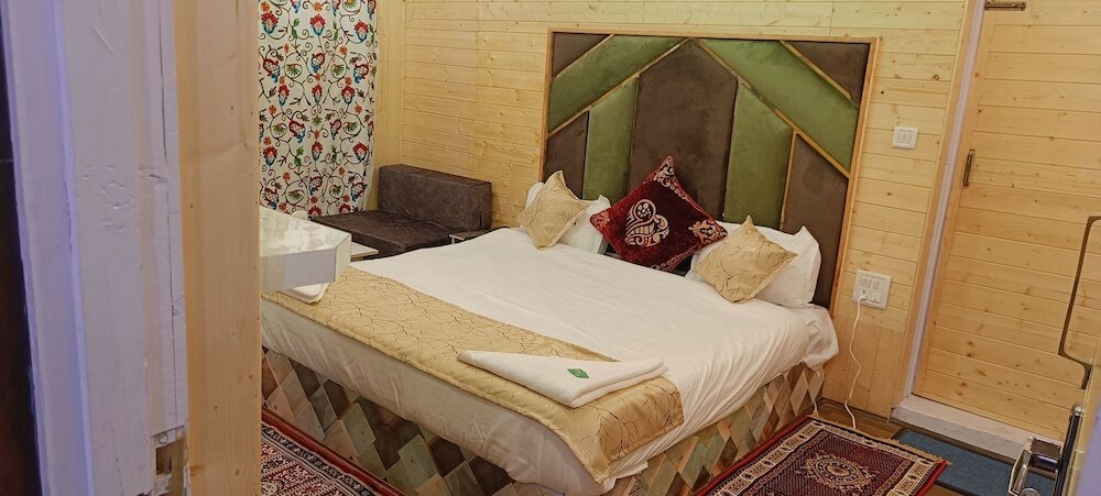 Пахалгам: Hotel Pahalgam View