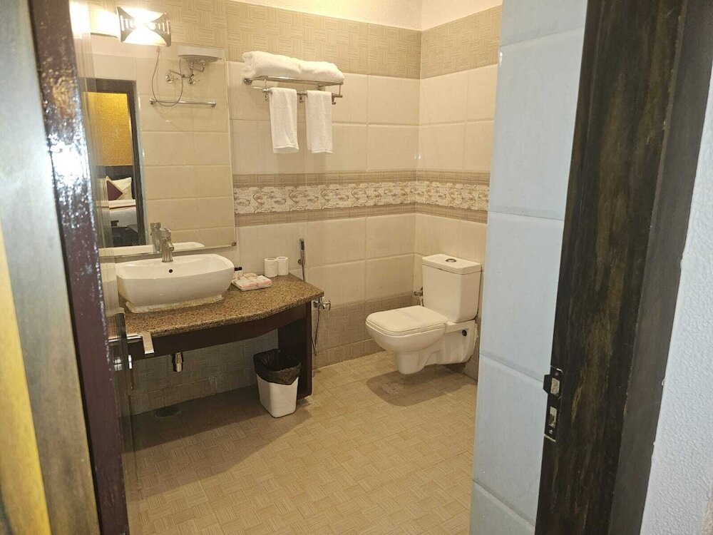 Раджгир: Arunya Hotel & Resort