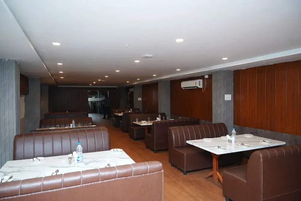 Тирупати: Hotel Grand Orchid