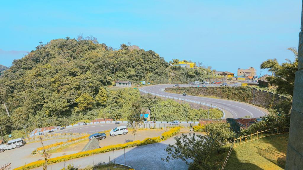 Рамаккалмеду: Shola Crown Resort - Munnar