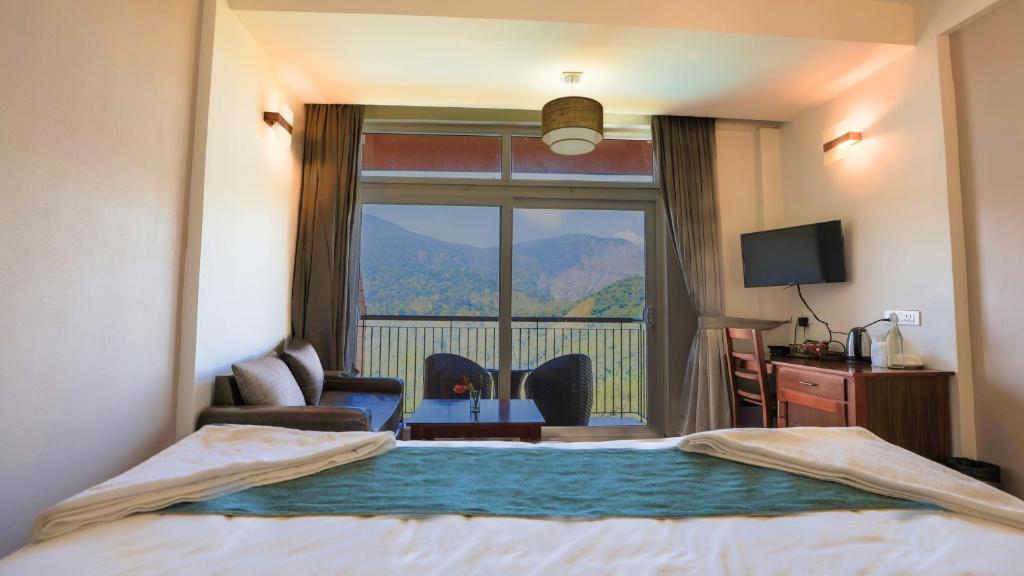 Рамаккалмеду: Shola Crown Resort - Munnar