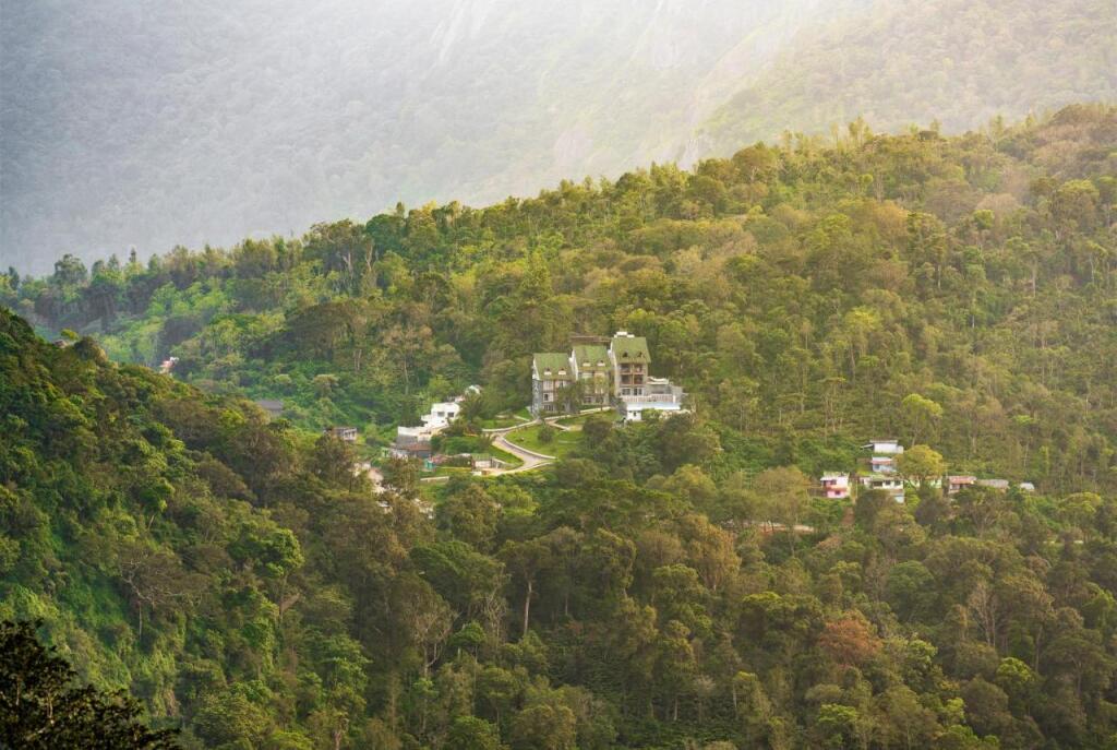 Рамаккалмеду: Shola Crown Resort - Munnar