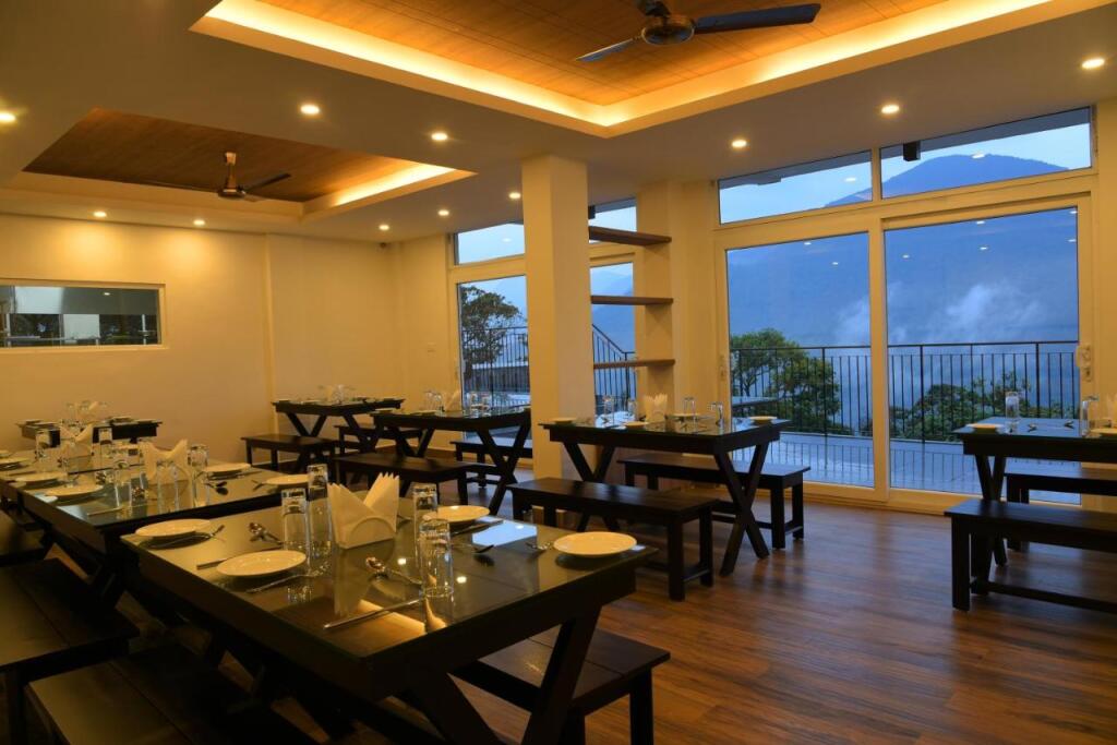 Рамаккалмеду: Shola Crown Resort - Munnar