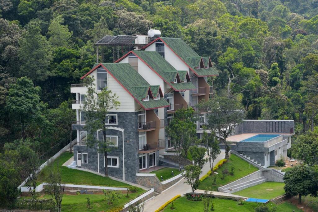 Shola Crown Resort - Munnar — фото 1