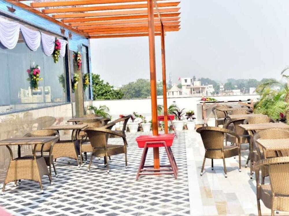 Варанаси: Hotel River Rhythm Assi Ghat