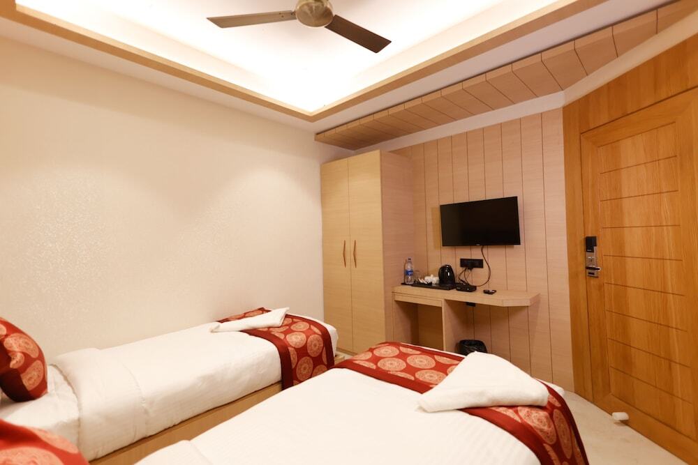 Варанаси: Hotel Sarc Inn