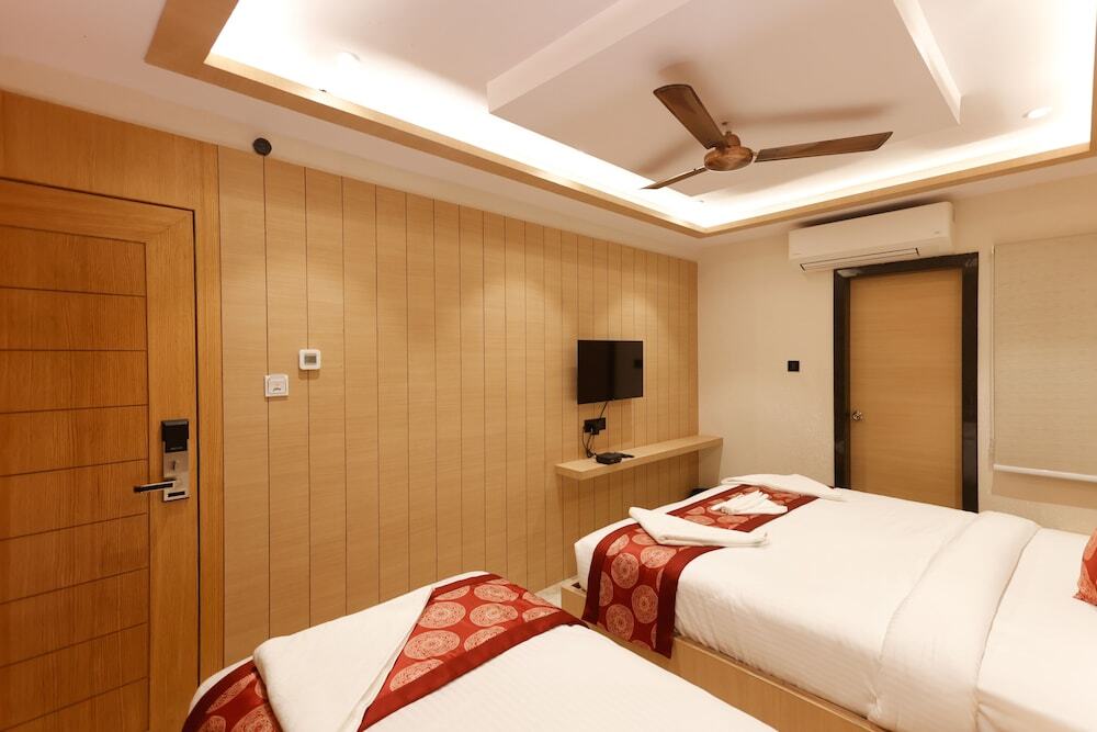 Варанаси: Hotel Sarc Inn