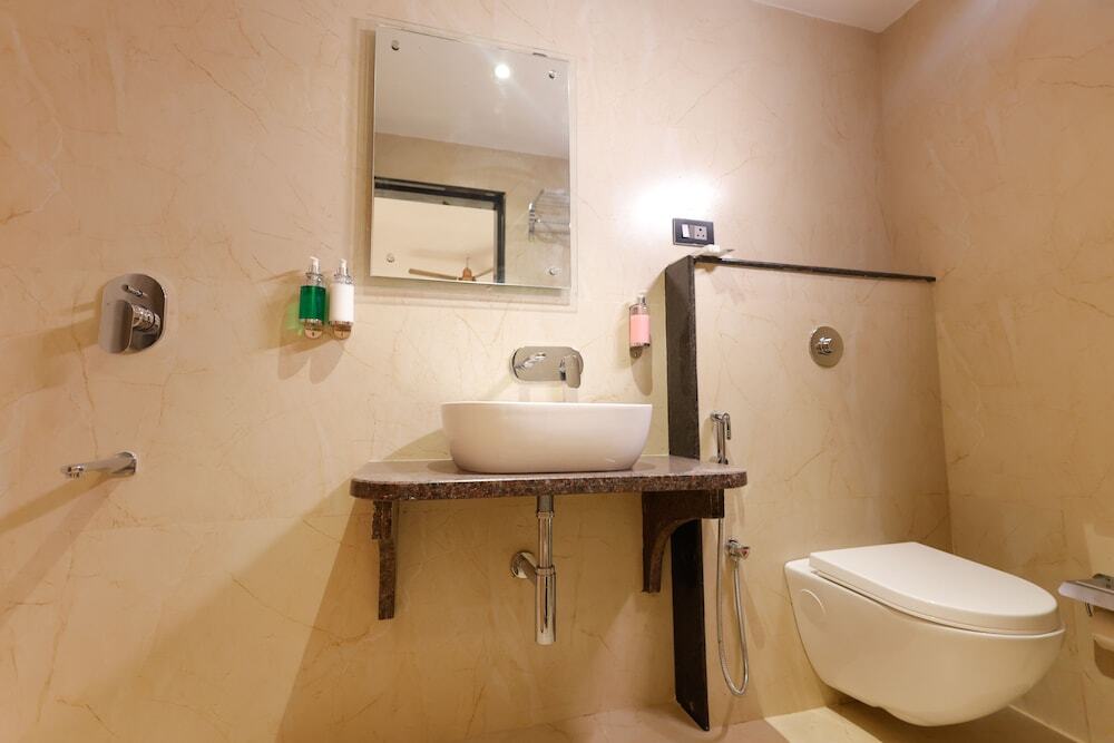 Варанаси: Hotel Sarc Inn