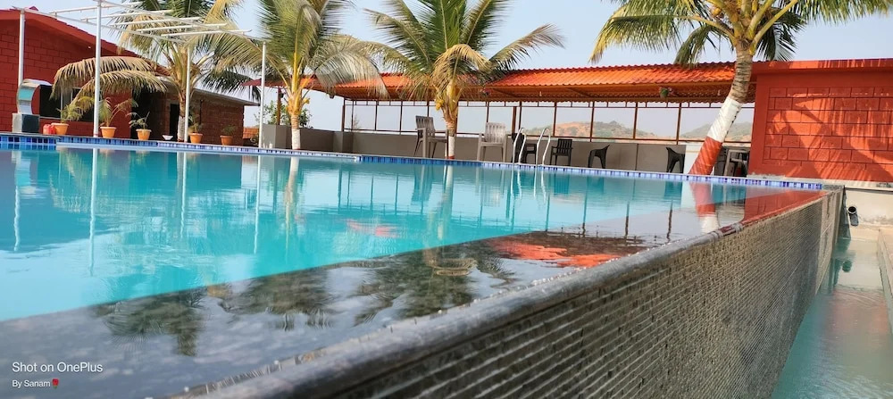 Beach Village Resort — фото 1