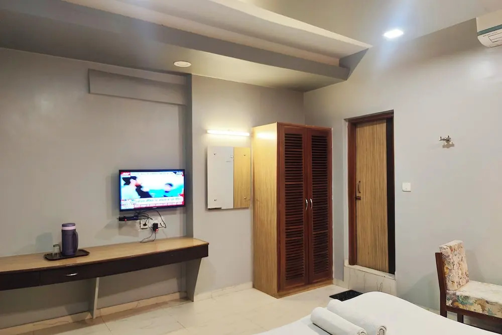 Гора Абу: Hotel maharaja international