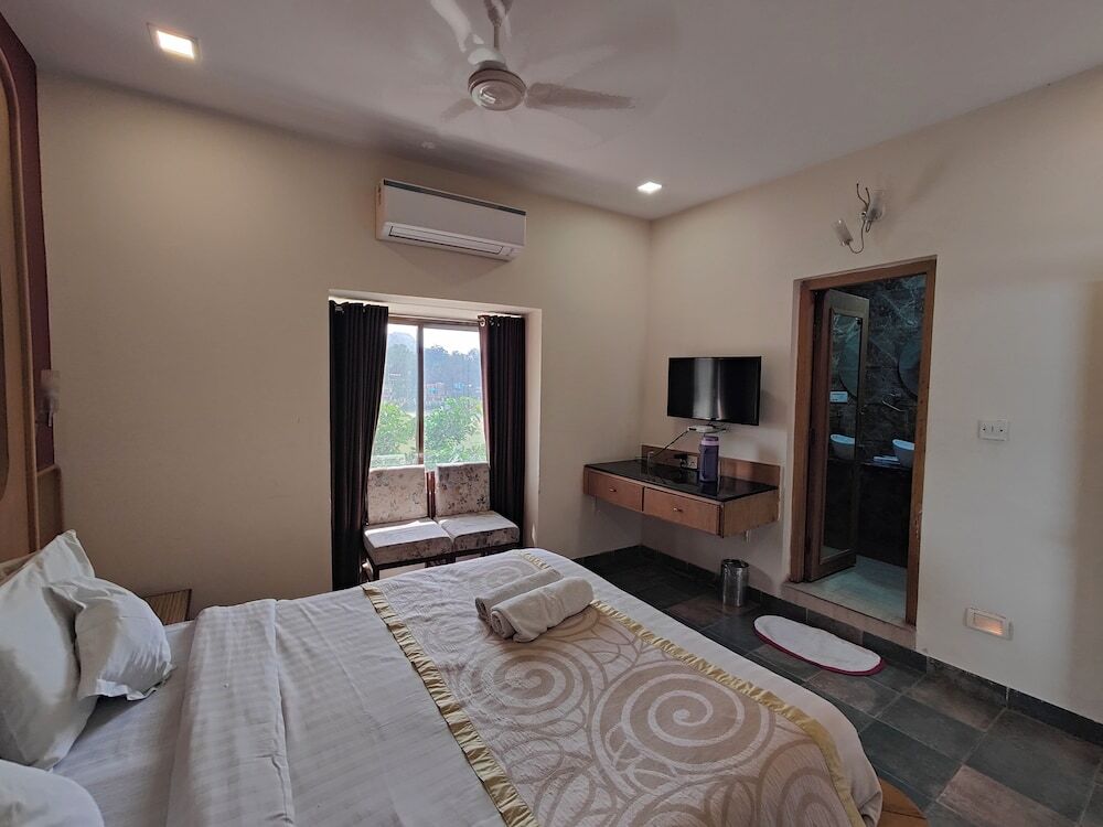 Гора Абу: Hotel maharaja international