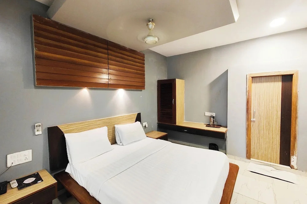 Гора Абу: Hotel maharaja international