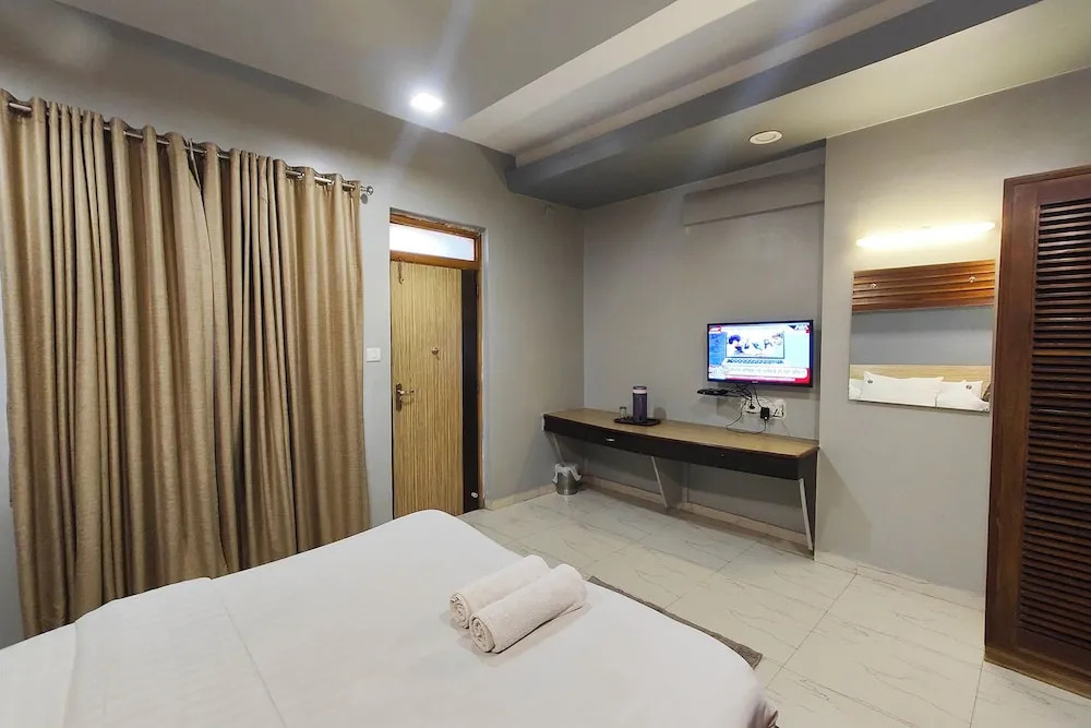 Гора Абу: Hotel maharaja international