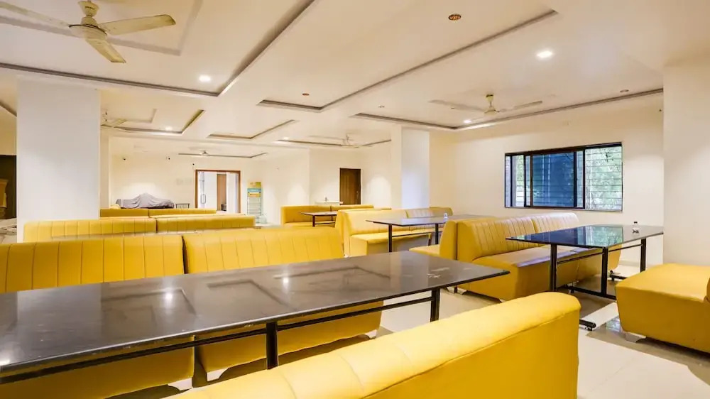 Ширди: Fabhotel Kiara Govind Park