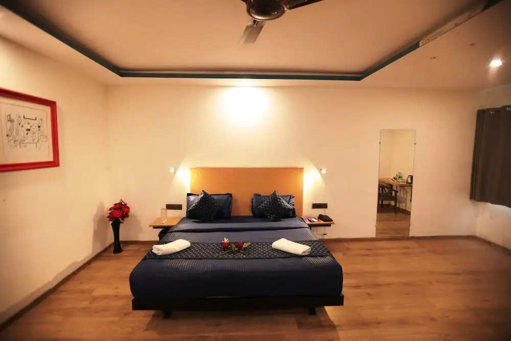 Нойда: Hotel Noida Grand