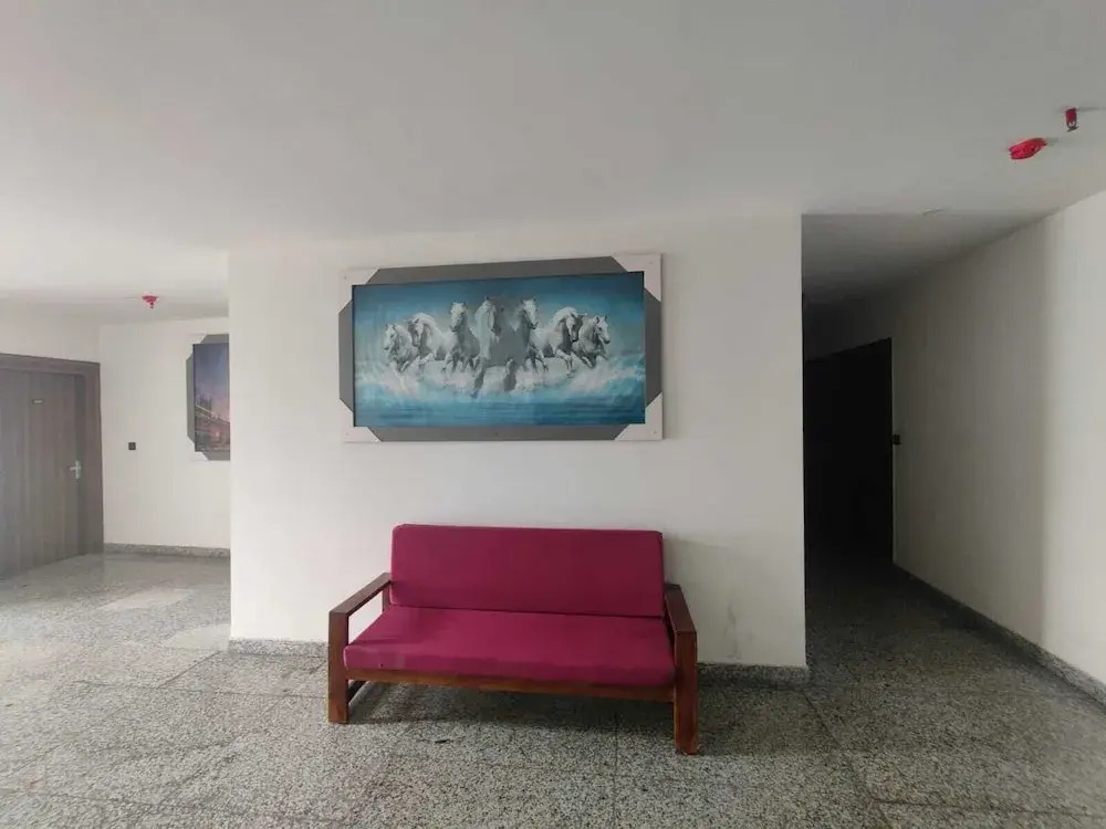Нойда: Hotel Noida Grand