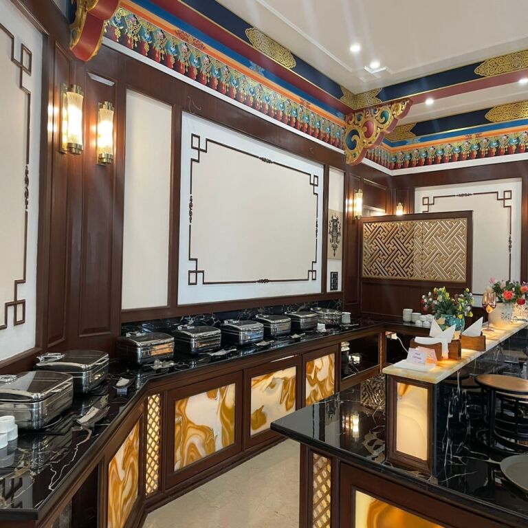 Лех: Hotel Gyalpo Residency - A Mountain View Luxury Hotel in Leh