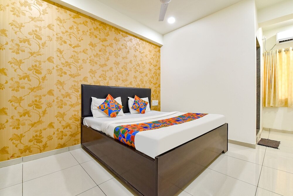 Вадодара: Fabhotel Infinity