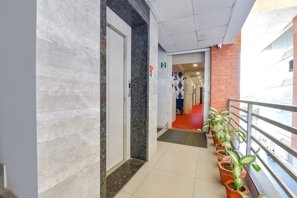 Вадодара: Fabhotel Infinity