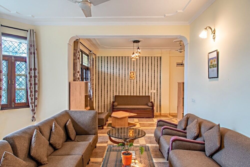 Казаули: Sunpine Villa