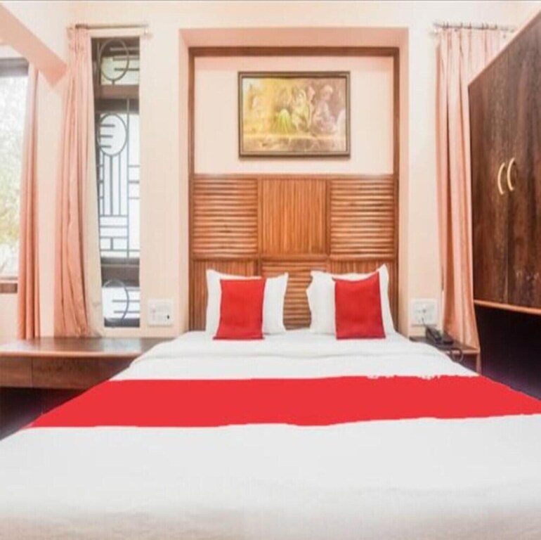 Мумбаи: Hotel Subhash