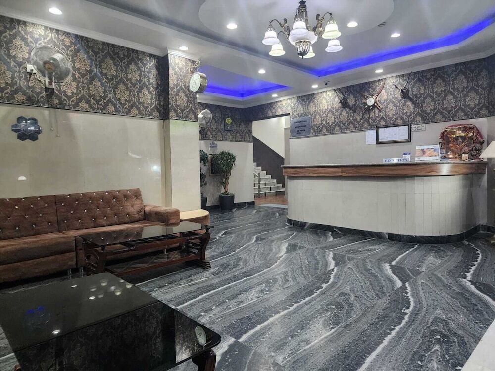 Катра: Hotel Meridian Palace