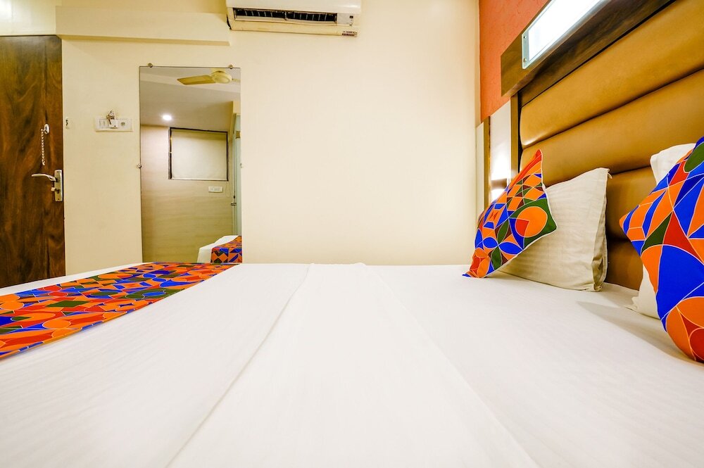 Тхане: Fabhotel Kwality Inn