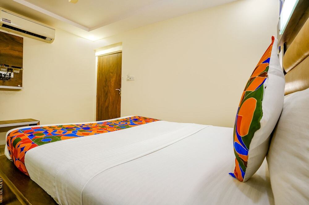Тхане: Fabhotel Kwality Inn