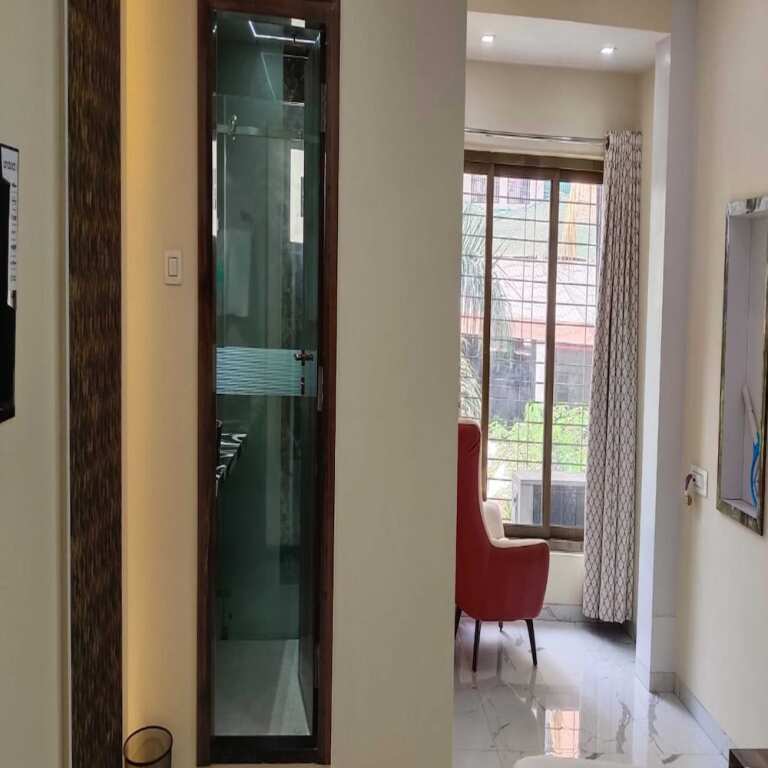 Тхане: The Diplomat Villa