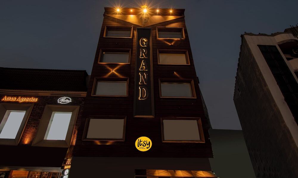 Лудхиана: Itsy Hotels P Grand
