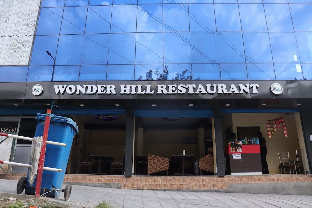Массури: Triple One Hotel Wonder Hill Mussoorie