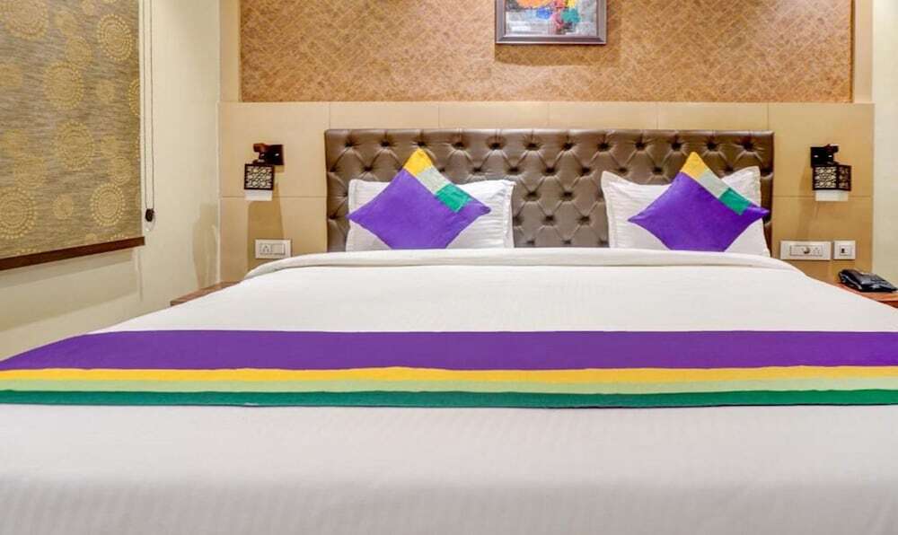 Данапур: The Golden Crown Hotel Banquet & Cafe