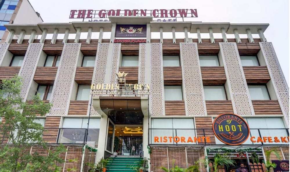 Данапур: The Golden Crown Hotel Banquet & Cafe