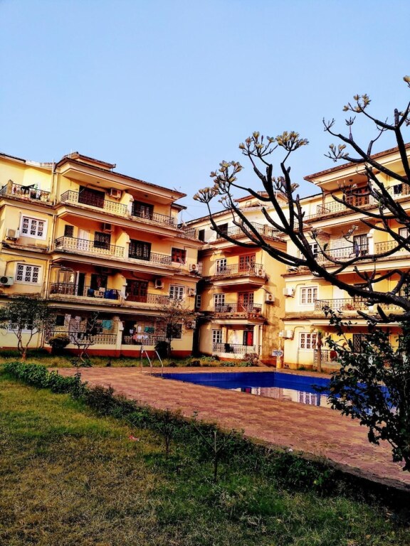 Калангут: Captivating 2-bed Apartment in Calangute