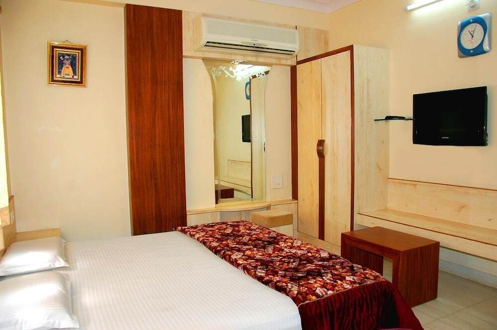 Натхдвара: The Sky Comfort Hotel Shri Vithalesh