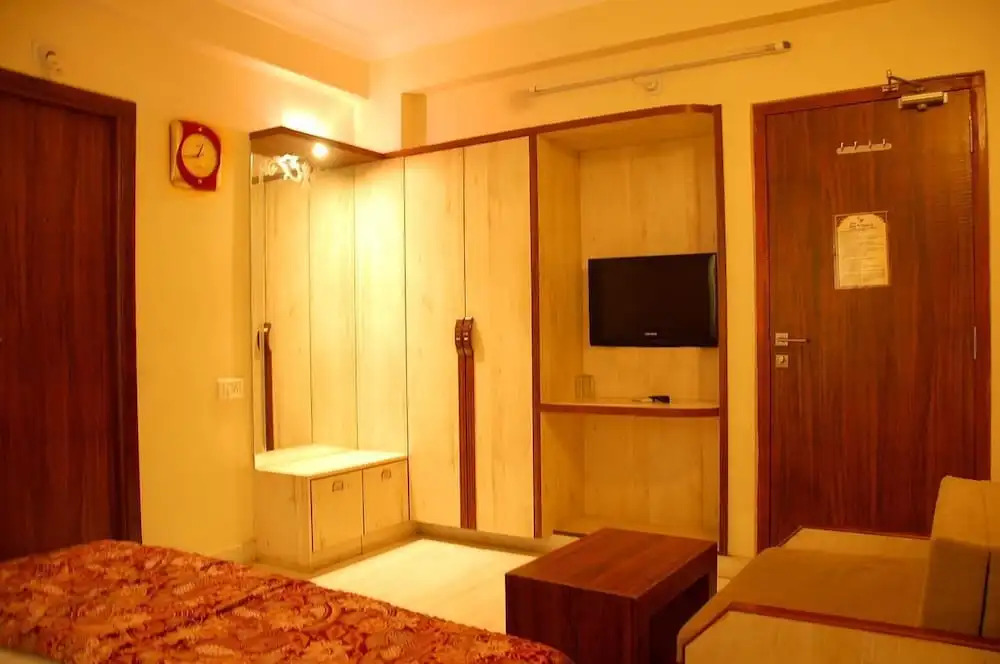 Натхдвара: The Sky Comfort Hotel Shri Vithalesh