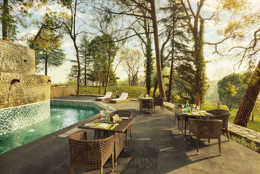 Кангра: Infinitea Dakbunglow Palampur