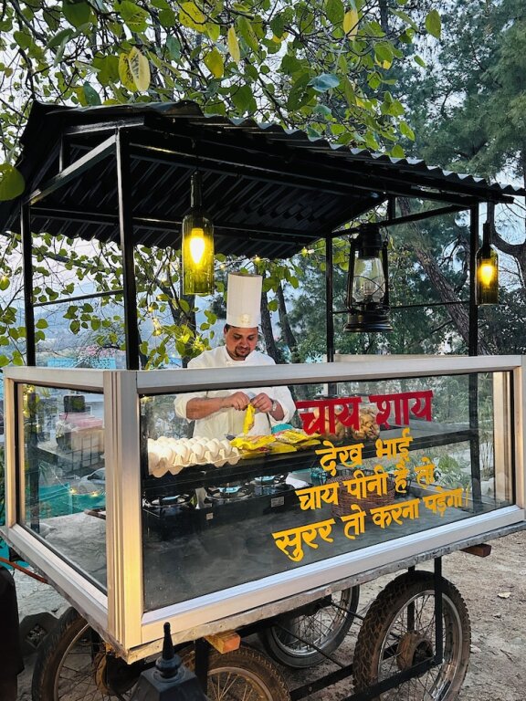 Кангра: Infinitea Dakbunglow Palampur