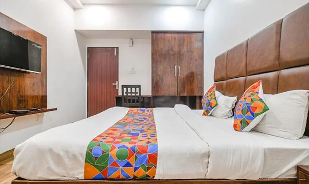 Индаур: Fabhotel S Pride