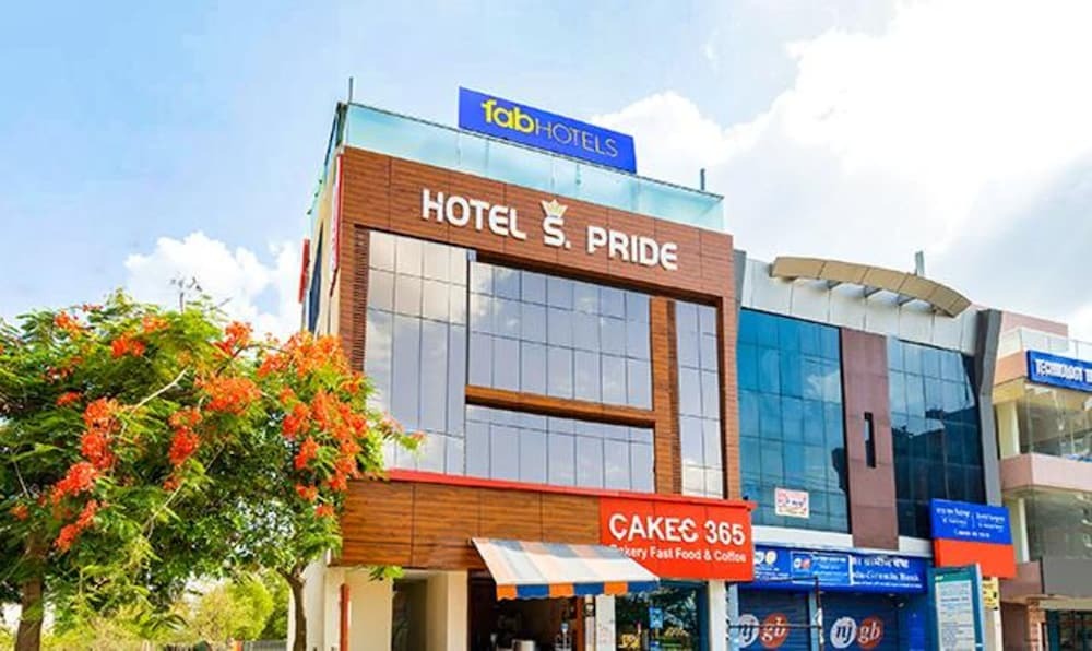 Индаур: Fabhotel S Pride