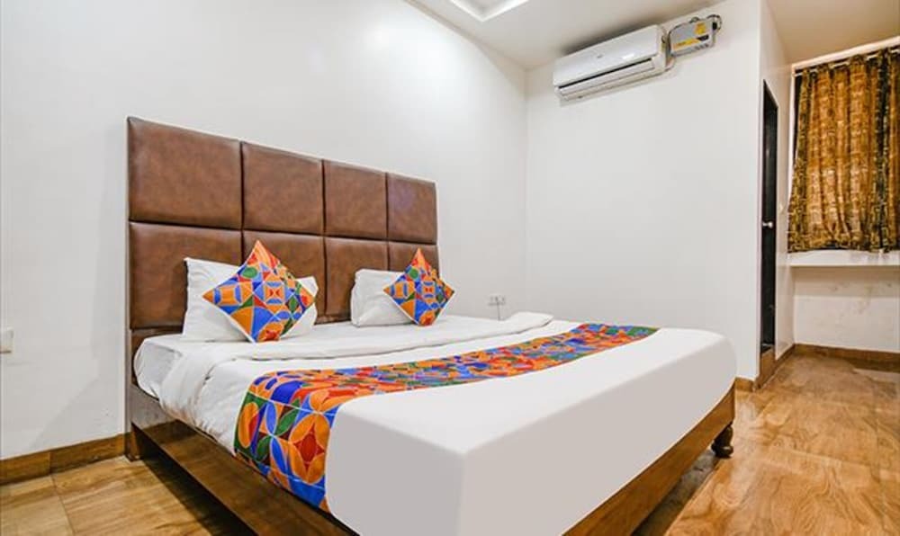 Индаур: Fabhotel S Pride