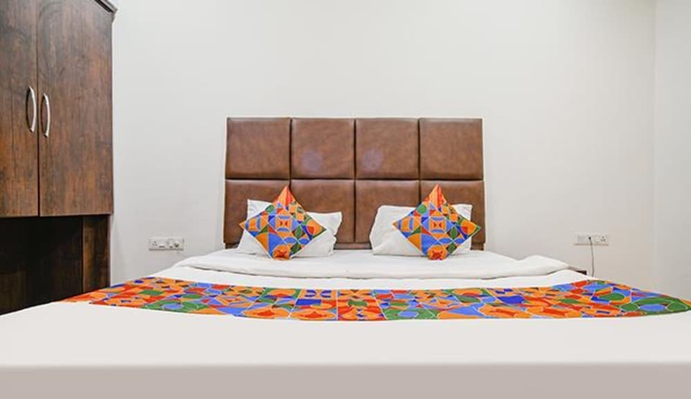 Индаур: Fabhotel S Pride