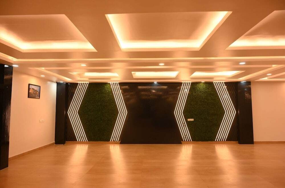 Сарнатх: Hotel Ganga Kaveri
