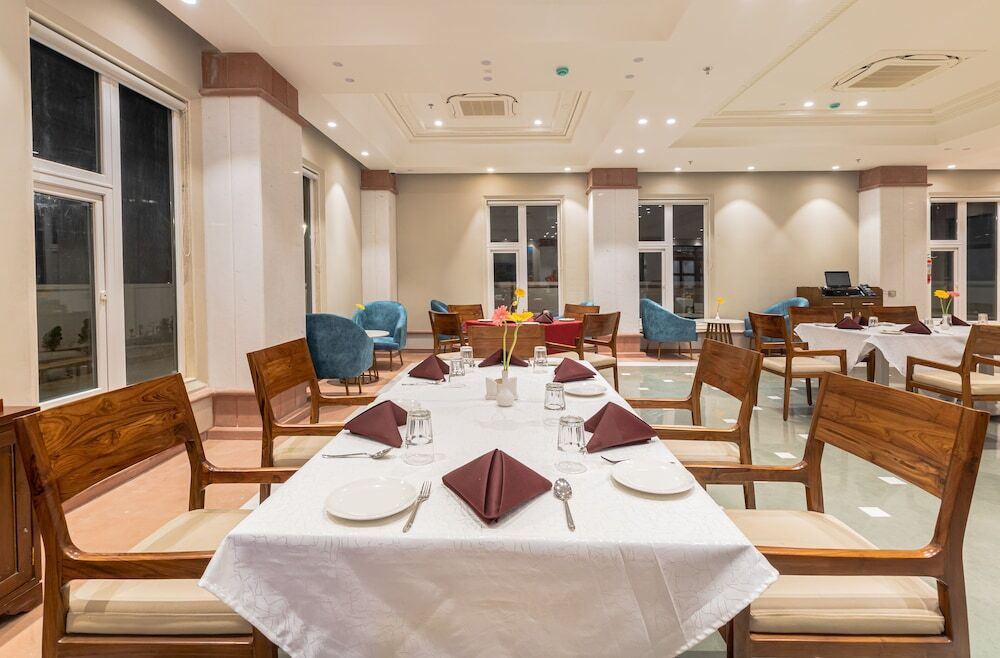 Maharaja Agrasen Palace - Pure Vegetarian — фото 6