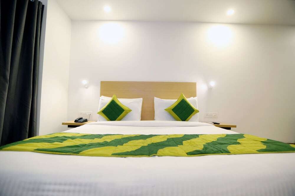 Газиабад: Hotel Roseman