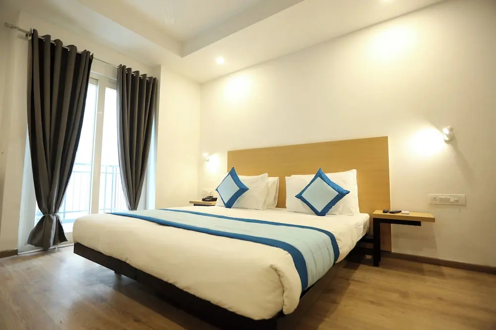 Газиабад: Hotel Roseman