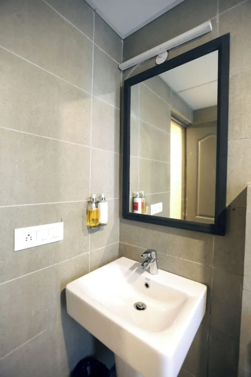 Газиабад: Hotel Roseman