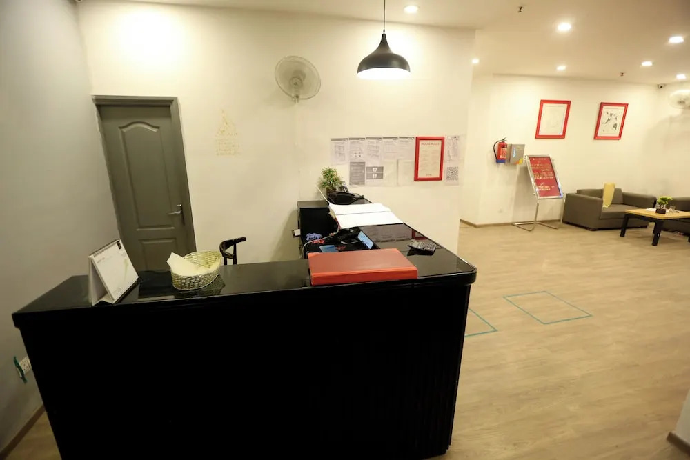 Газиабад: Hotel Roseman