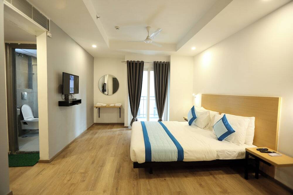 Газиабад: Hotel Roseman